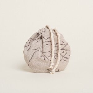 Beauty Home Торбичка Овална С връзка 13 x 14 cm Клони Бежов фон