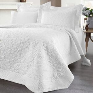 Beauty Home Булчински комплект 7 бр. в куфар Rose Art 12500 230x250 Бял