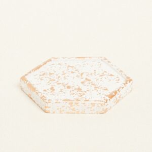 Beauty Home Керамична многоъгълна подложка със златни детайли 9 x 10 X 1,2 cm Бял / Златен