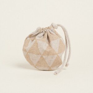 Beauty Home ТОРБИЧКА ОВАЛНА С ВРЪЗКА 13 x 14 cm ТРИЪГЪЛНИЦИ БЕЖОВИ ПУА