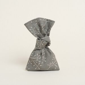 Beauty Home ДЪЛЪГ ГОЛЯМ 12 x 38 cm КЛОНИ МАСЛЕН ФОН