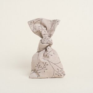 Beauty Home ДЪЛЪГ ГОЛЯМ 12 x 38 cm КЛОНИ БЕЖОВ ФОН