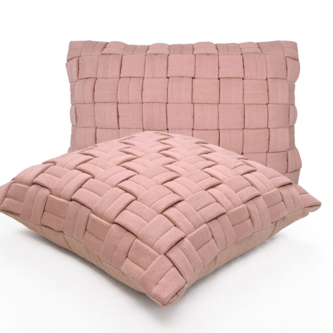 CLUSP-BLUSH-50X50-CMS-9-1781009452-NmZFWy