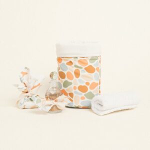 Beauty Home Цилиндрична подложка за повиване от поплин с животни от джунглата