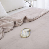 beige-2-1780998390-2JCf3u