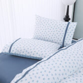 blue-flower-2-1780999000-TY0ZOW