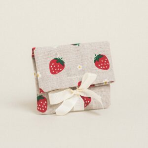 Beauty Home ТОРБИЧКА С ПАНДЕЛКА 12 x 17 cm ЯГОДИ