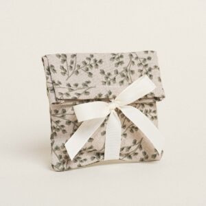 Beauty Home ТОРБИЧКА С ПАНДЕЛКА 12 x 17 cm МАЛКИ КЛОНКИ