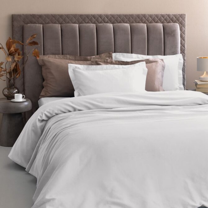 posh_white_4-1781525694-Jn0hSl