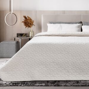 Beauty Home Кувертюра за голяма спалня Trivial Art 12100 в 3 цвята 230x260